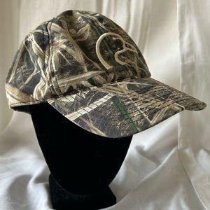 NWT Duct Unlimited cap 
By Outdoor Cap Mossy Oak